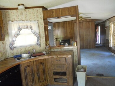 4 Williams St, Carver, MA 02330 - photo 4