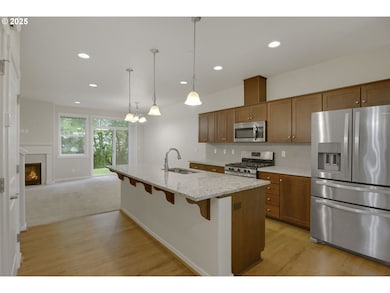 7983 NE Caitlin St, Hillsboro, OR 97006 - photo 3