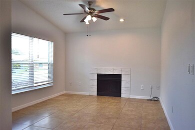 1242 Mohrlake Dr, Brandon, FL 33511 - photo 6