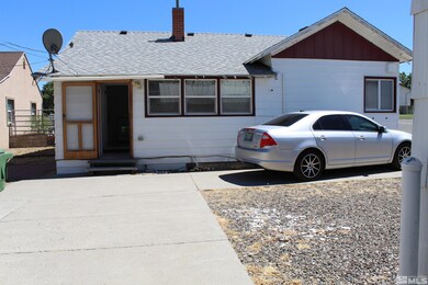 158 W Shepard St, Winnemucca, NV 89445 - photo 3
