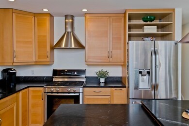 11 Greenleaf Dr, Florence, MA 01062 - photo 7