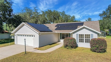 1203 Laurel Oak Ln, Lady Lake, FL 32159 - photo 4