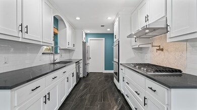 115 Dorado Dr, Friendswood, TX 77546 - photo 6