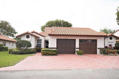 6419 Pointe Pleasant Cir-small-030-31-64