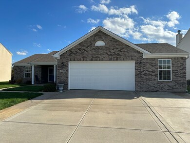 2643 Wildflower Ln, Greenwood, IN 46143 - photo 3