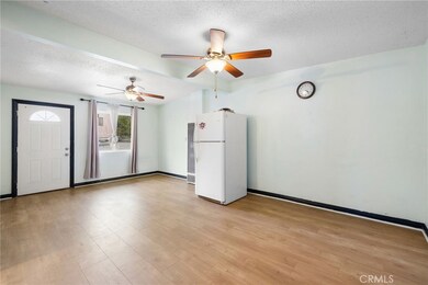 430 W Fig St, Compton, CA 90222 - photo 7