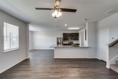 1305 Kinglet Dr, Ennis, TX 75119 - photo 5