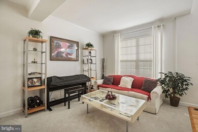 11203 Poplar Grove Ct, Laurel, MD 20708 - photo 4