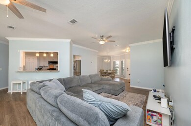 9-web-or-mls-2277 Lewis St-05