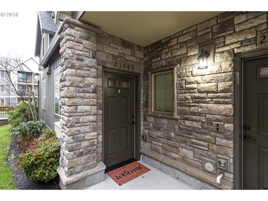 21505 NW Rockne Way unit A, Beaverton, OR 97006 - photo 3