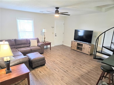 540 W Magnolia Ave unit 5, Auburn, AL 36832 - photo 4