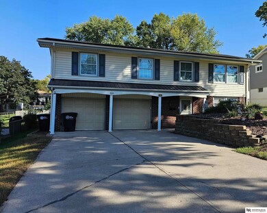 9616 Meredith Ave, Omaha, NE 68134 - photo 3