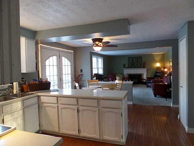Kitchen. Kitchen with hardwood floors