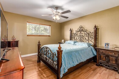 2553 W EL ALBA BED 2