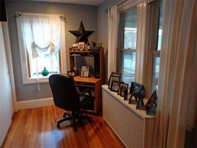 25 Bayview St, North Weymouth, MA 02191 - photo 6