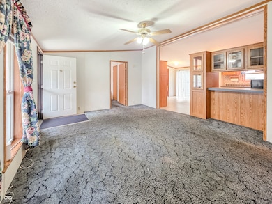 79 10th St SE, Linton, IN 47441 - photo 4