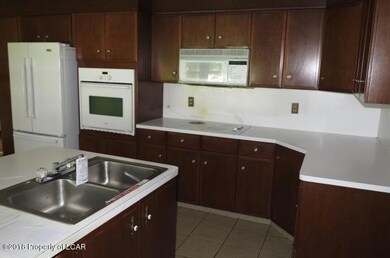 kitchen v 2