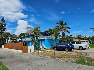 1115 S Ocean Dr unit 3, Fort Pierce, FL 34949 - photo 2