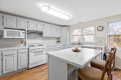 3 Polygraphic Ln, North Bennington, VT 05257 - photo 7