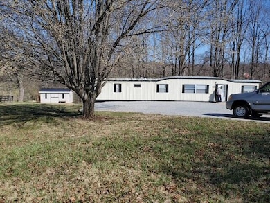 4235 Jordantown Rd, Vinton, VA 24179 - photo 2
