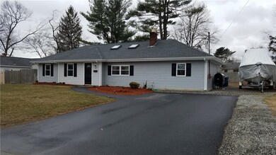 65 Honeysuckle Rd, Warwick, RI 02888 - photo 2