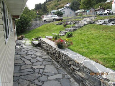 retaining wall