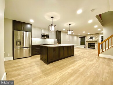 1603 Oak Spring Way, Reston, VA 20190 - photo 6