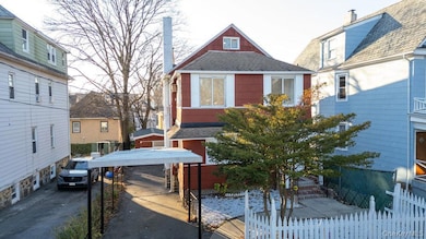 22 Chestnut Place, Mount Vernon, NY 10553 - photo 2