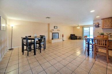 2210NLongmore04