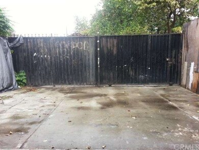 2611 E 132nd St, Compton, CA 90222 - photo 5