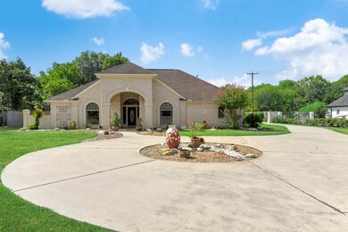 602 Oak Dr, Friendswood, TX 77546 - photo 3
