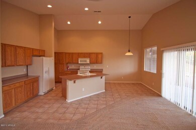 Kitchen / Dining area