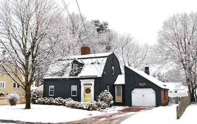 22 Pine Hill Ave, Nashua, NH 03064 - photo 3