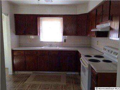 25 Whitmore Dr, Toms River, NJ 08757 - photo 2