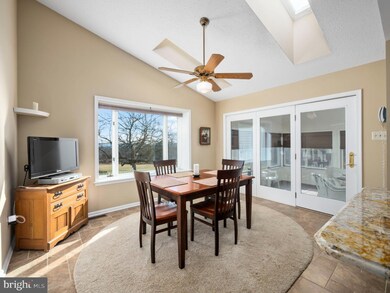 4506 Country View Dr, Doylestown, PA 18902 - photo 5