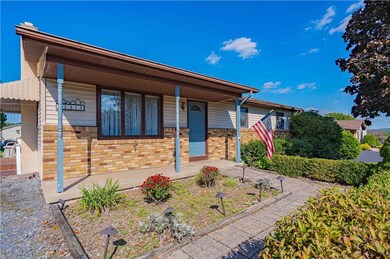 1318 Oakhurst Dr, Slatington, PA 18080 - photo 2