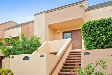 01_9DeerCreekRoad_A206_57_FrontView_Flex