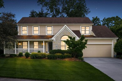 619 Crossing Creek S, Columbus, OH 43230 - photo 2