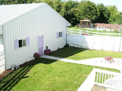 77 Morse Ave, Attleboro, MA 02703 - photo 5