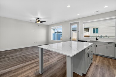 2788 W 2775 N unit 104, Plain City, UT 84404 - photo 7