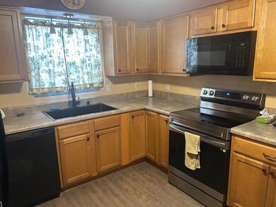 358 Edge Ave, Valparaiso, FL 32580 - photo 6