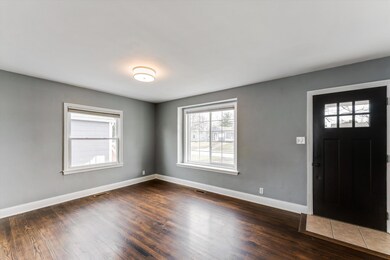 281 E Jeffrey Place, Columbus, OH 43214 - photo 6