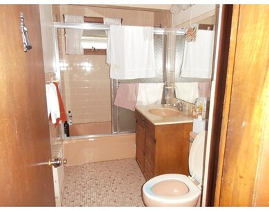 61 Hampden St, Indian Orchard, MA 01151 - photo 4