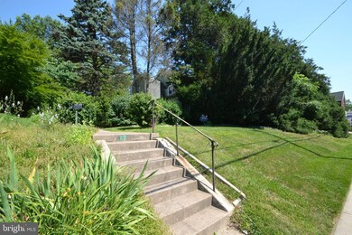 359 E Butler Ave, Ambler, PA 19002 - photo 4