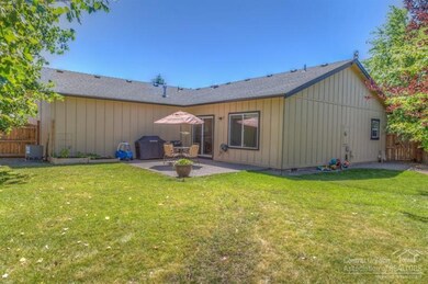61242 Brookhollow Dr, Bend, OR 97702 - photo 7