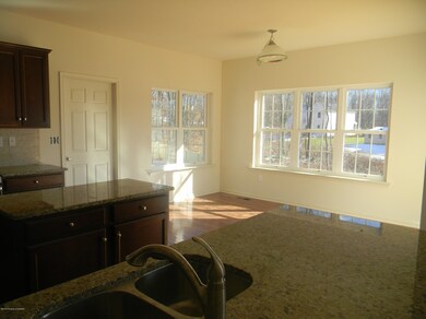 305 Links Ct, Drums, PA 18222 - photo 4