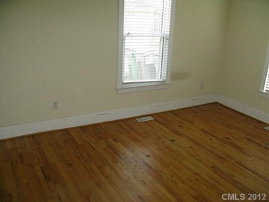 Bedroom - Hardwood flooring in bedroom as well