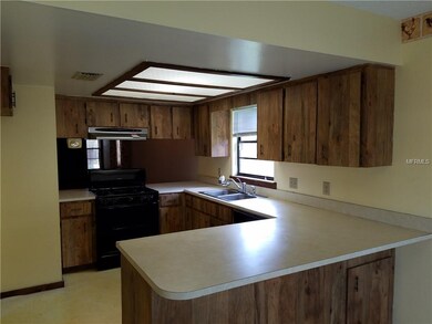 2nd Kitchen Picture