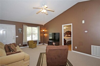 151 Brookview Rd, Statesville, NC 28625 - photo 4