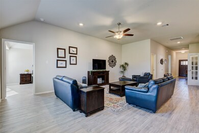 539 High Holly Cir, Magnolia, TX 77354 - photo 3